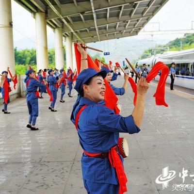 快递业驶向高速发展的快车道